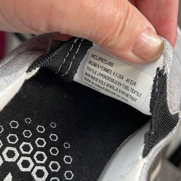 Lugz size 8.5 woman’s clipper classic slip on - Picture 8 of 11